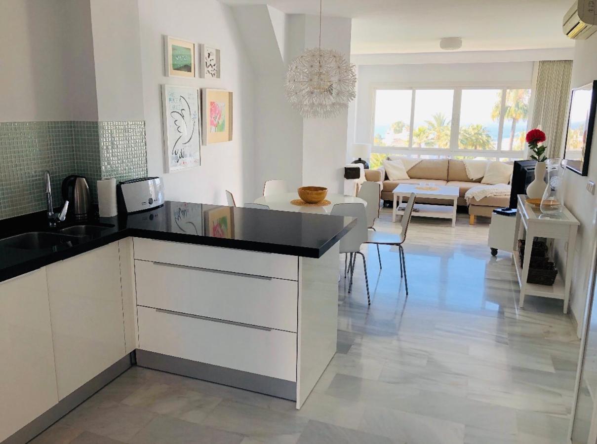 Moderno Apartamento Con Preciosas Vistas Al Mar Apartamento